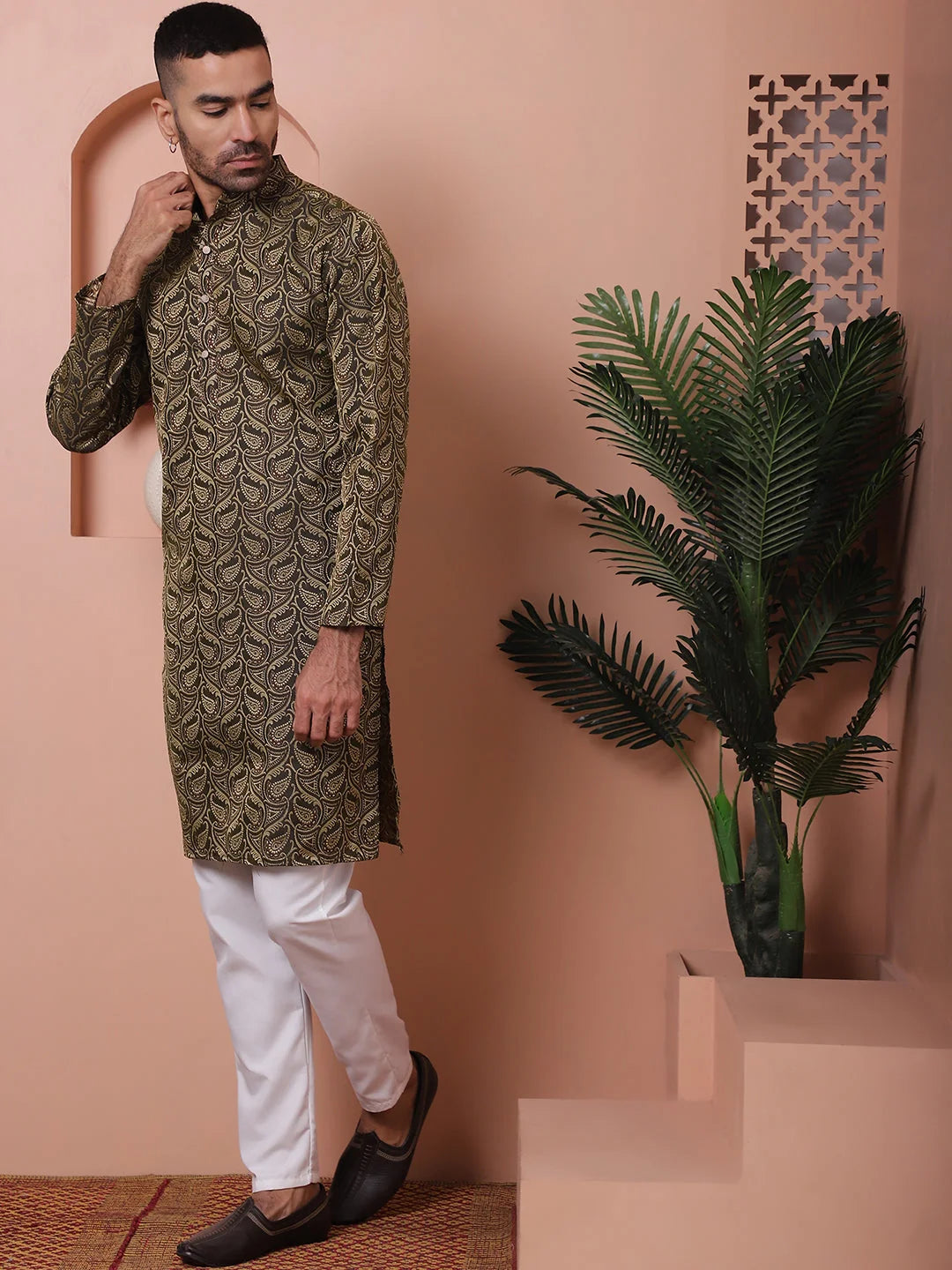 Black Silk Blend Mens Kurta Pajama Set | Pathani Style
