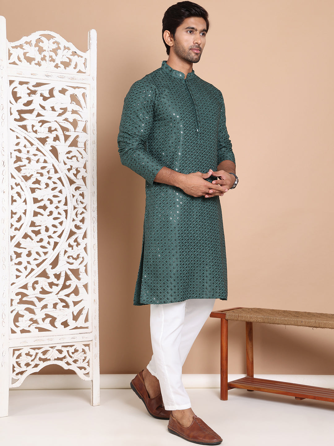 DesiQlo Men Embroidered Kurta Pyjama Set - Green - JOKP_P_5098Olive_S