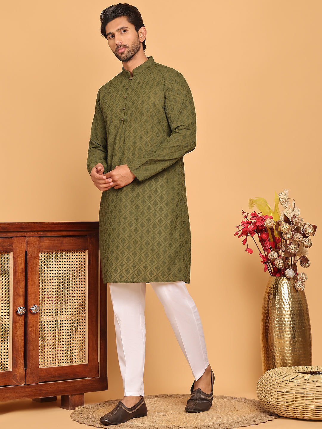 DesiQlo Men Embroidered Kurta Pyjama Set - Green - JOKP_P_5099Olive_S