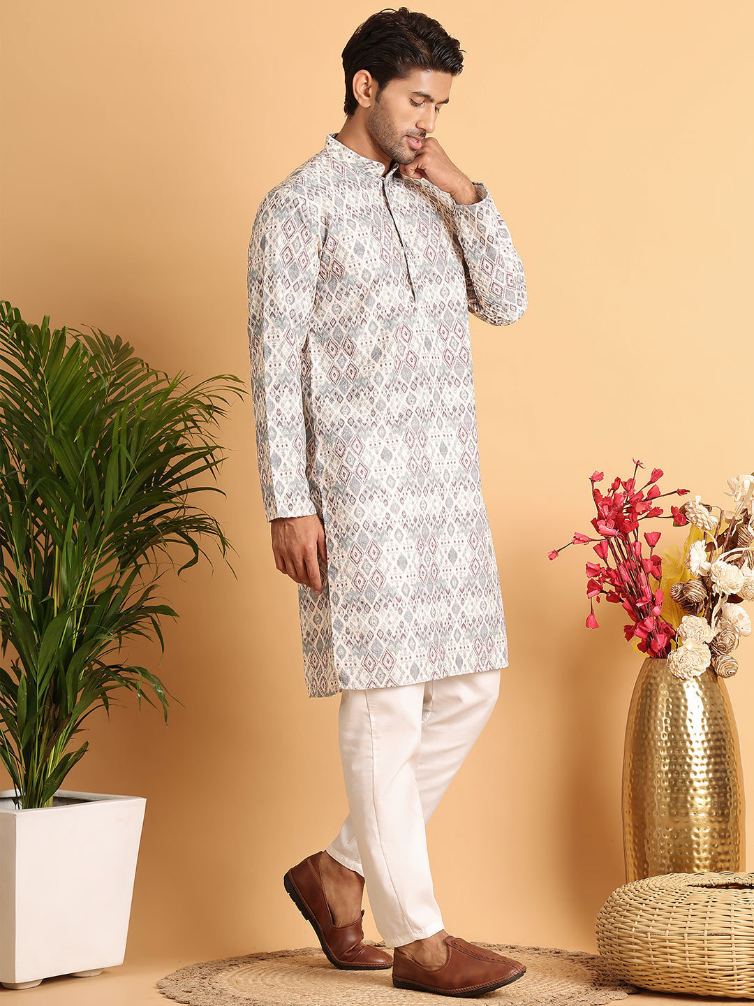 DesiQlo Men Embroidered Kurta Pyjama Set - White - JOKP_P_5109Off-Whit