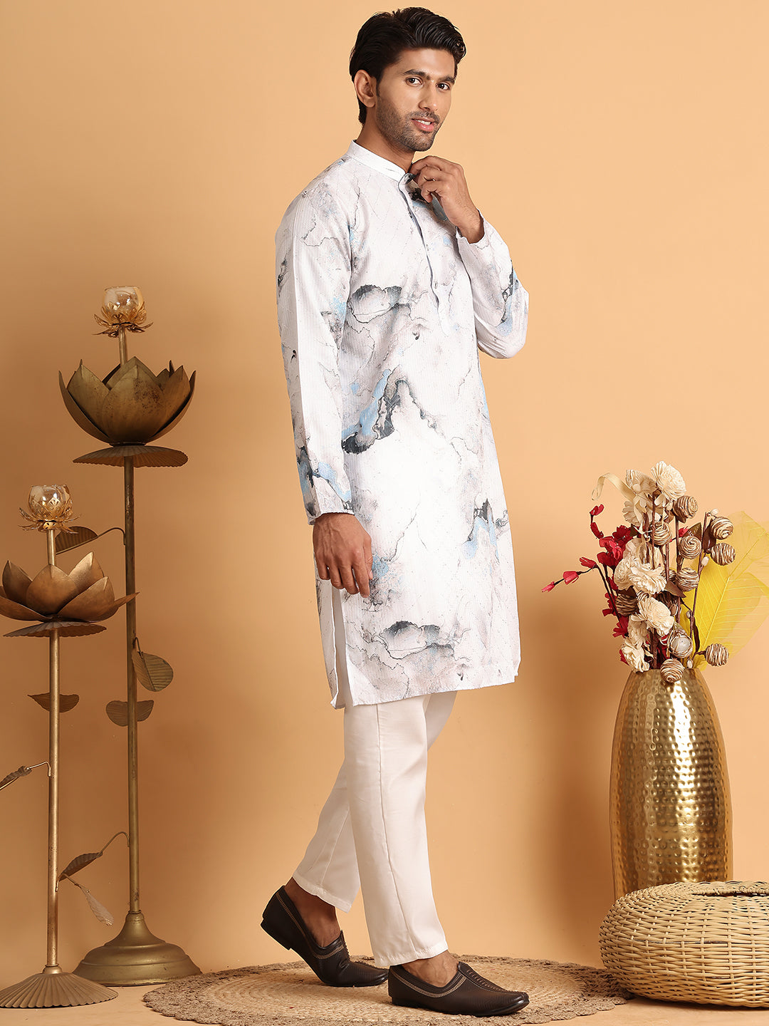 DesiQlo Men Embroidered Kurta Pyjama Set - Blue - JOKP_P_5112Blue_S