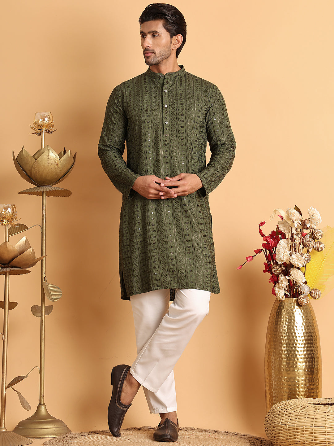 DesiQlo Men Embroidered Kurta Pyjama Set - Green - JOKP_P_5118Mehndi_S
