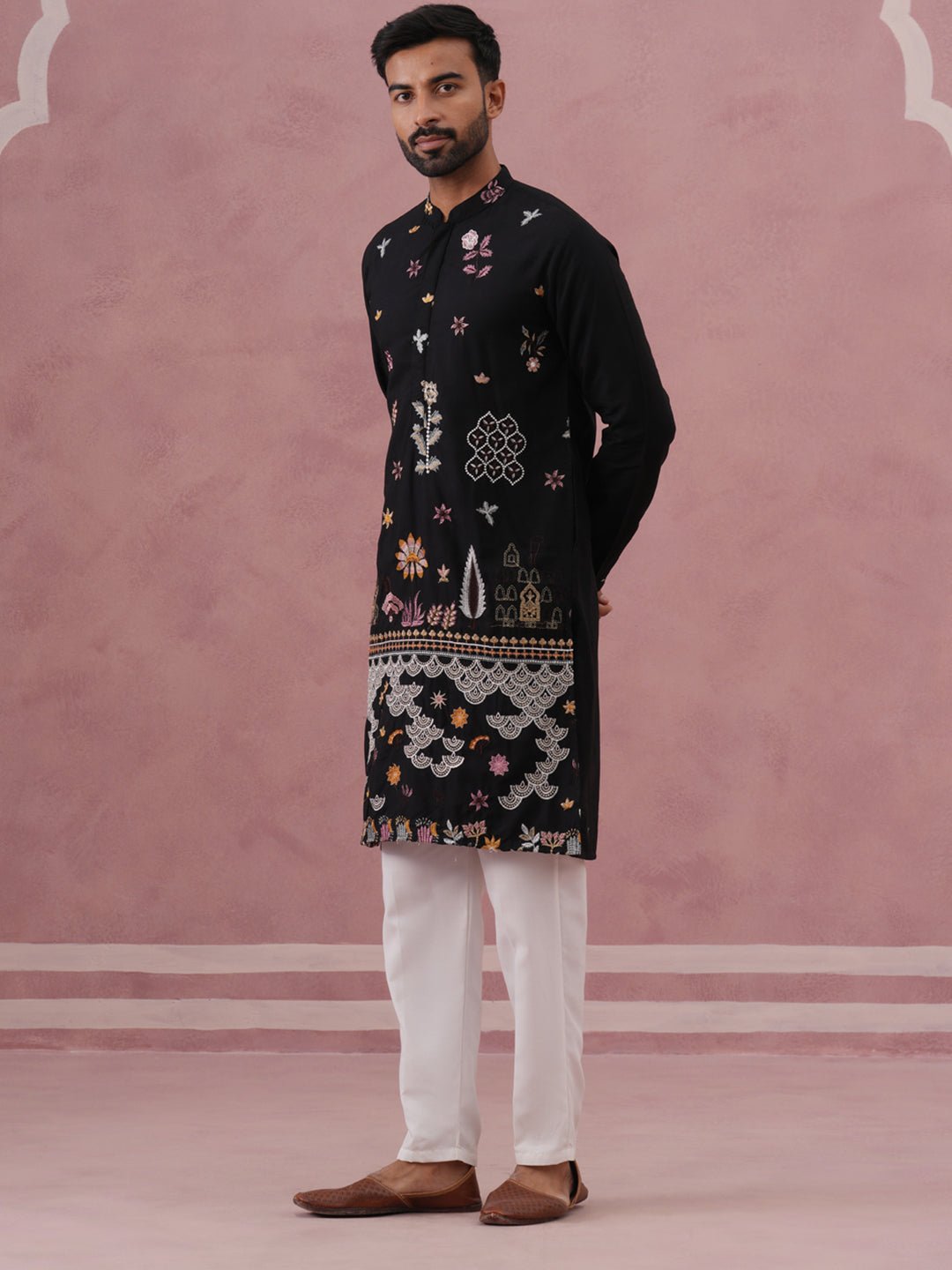 DesiQlo Men Embroidered Kurta Pyjama Set - Black - JOKP_P_5140Black_S