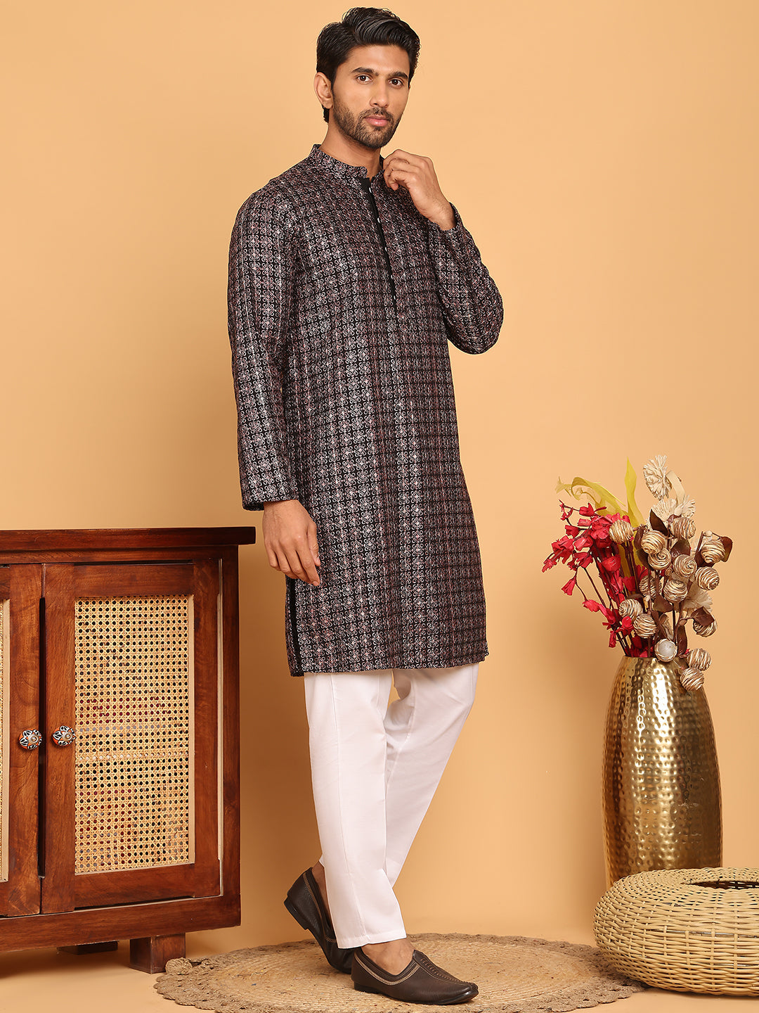 DesiQlo Men Embroidered Kurta Pyjama Set - Silver - JOKP_P_5173Silver_