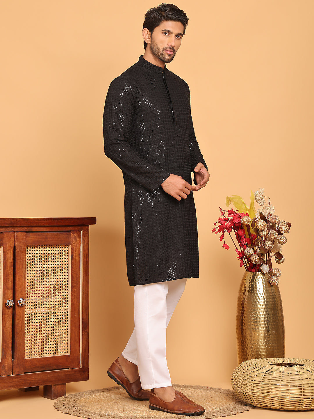 DesiQlo Men Embroidered Kurta Pyjama Set - Black - JOKP_P_5177Black_S