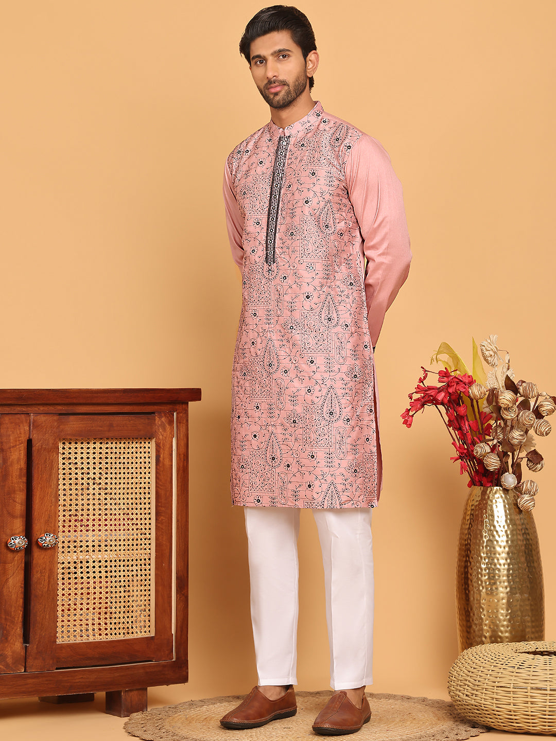 DesiQlo Men Embroidered Kurta Pyjama Set - Pink - JOKP_P_5189Magenta_S