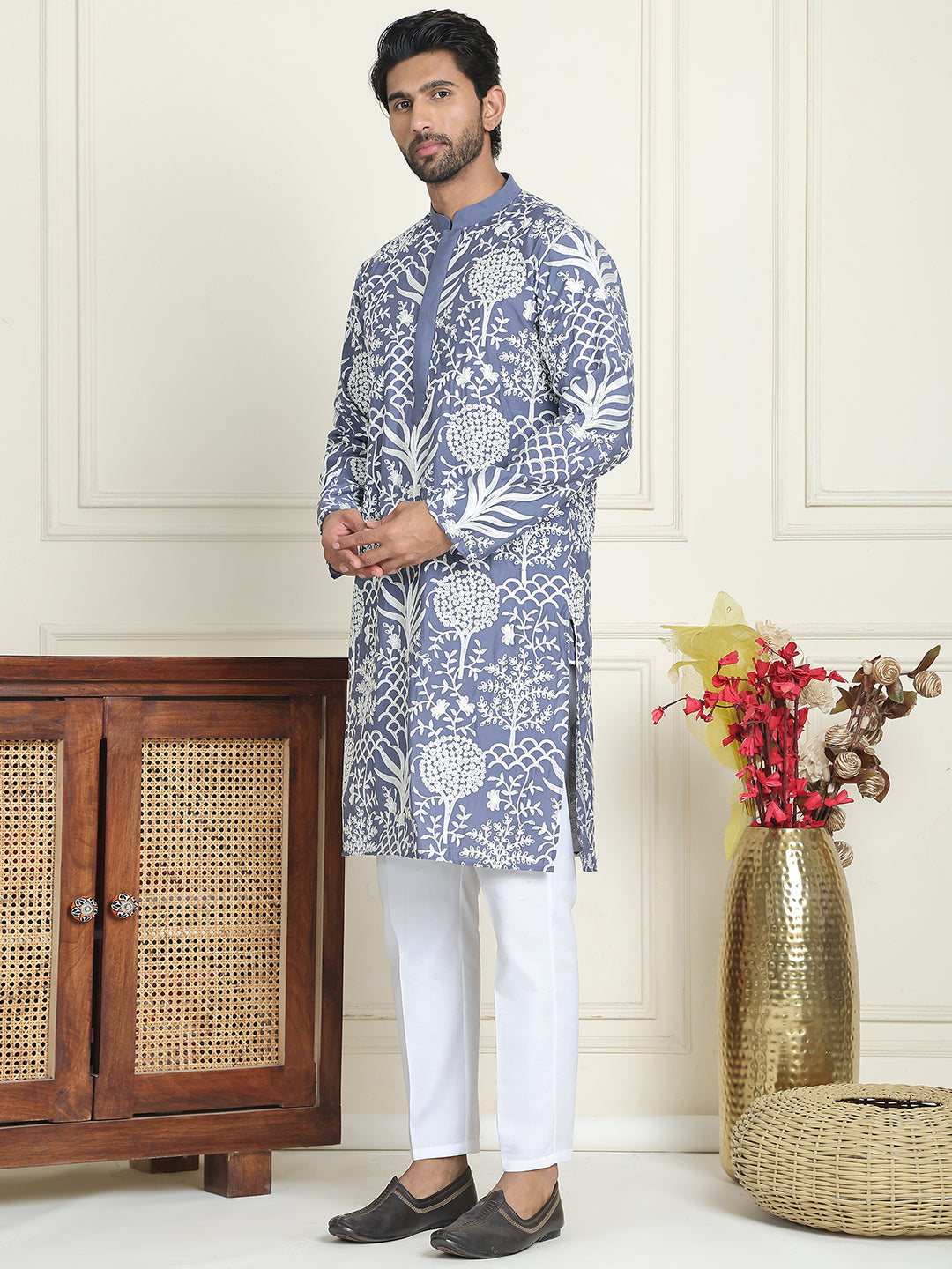 DesiQlo Men Embroidered Kurta Pyjama Set - Blue - JOKP_P_5201Blue_S