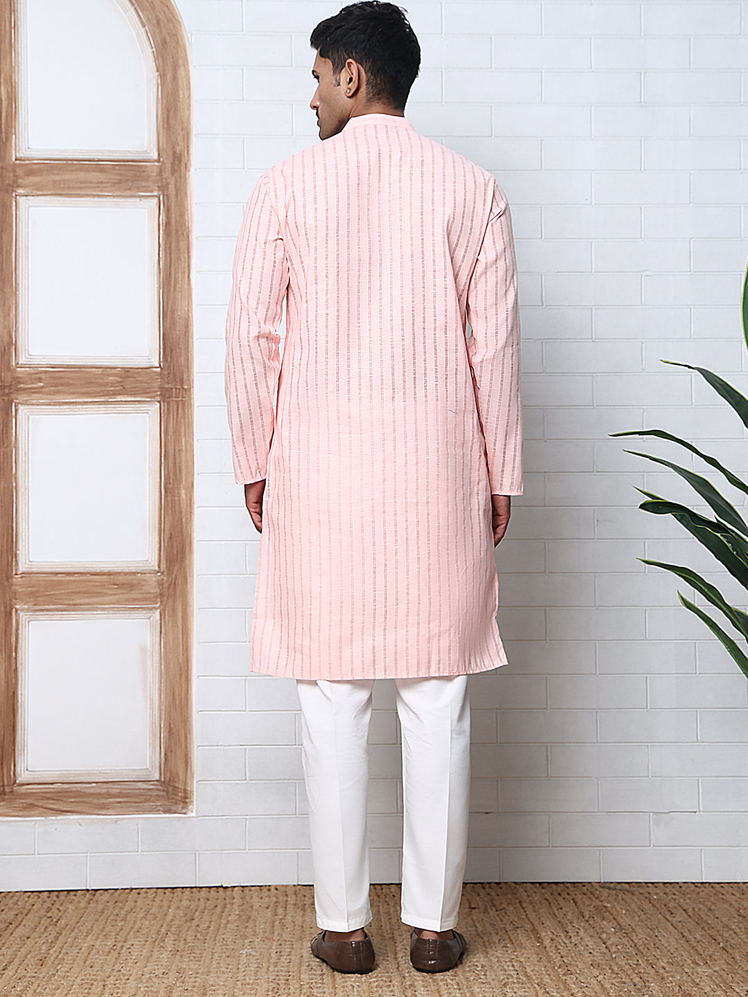 DesiQlo Men Striped Kurta Pyjama Set - Orange