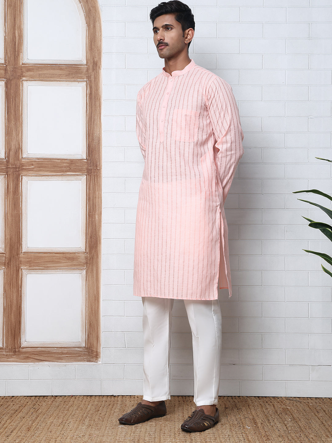 DesiQlo Men Striped Kurta Pyjama Set - Orange