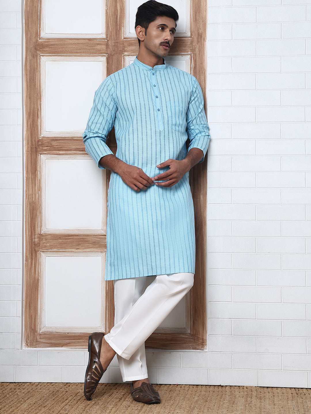 DesiQlo Men Striped Kurta Pyjama Set - Blue - JOKP_P_5207Sky_S