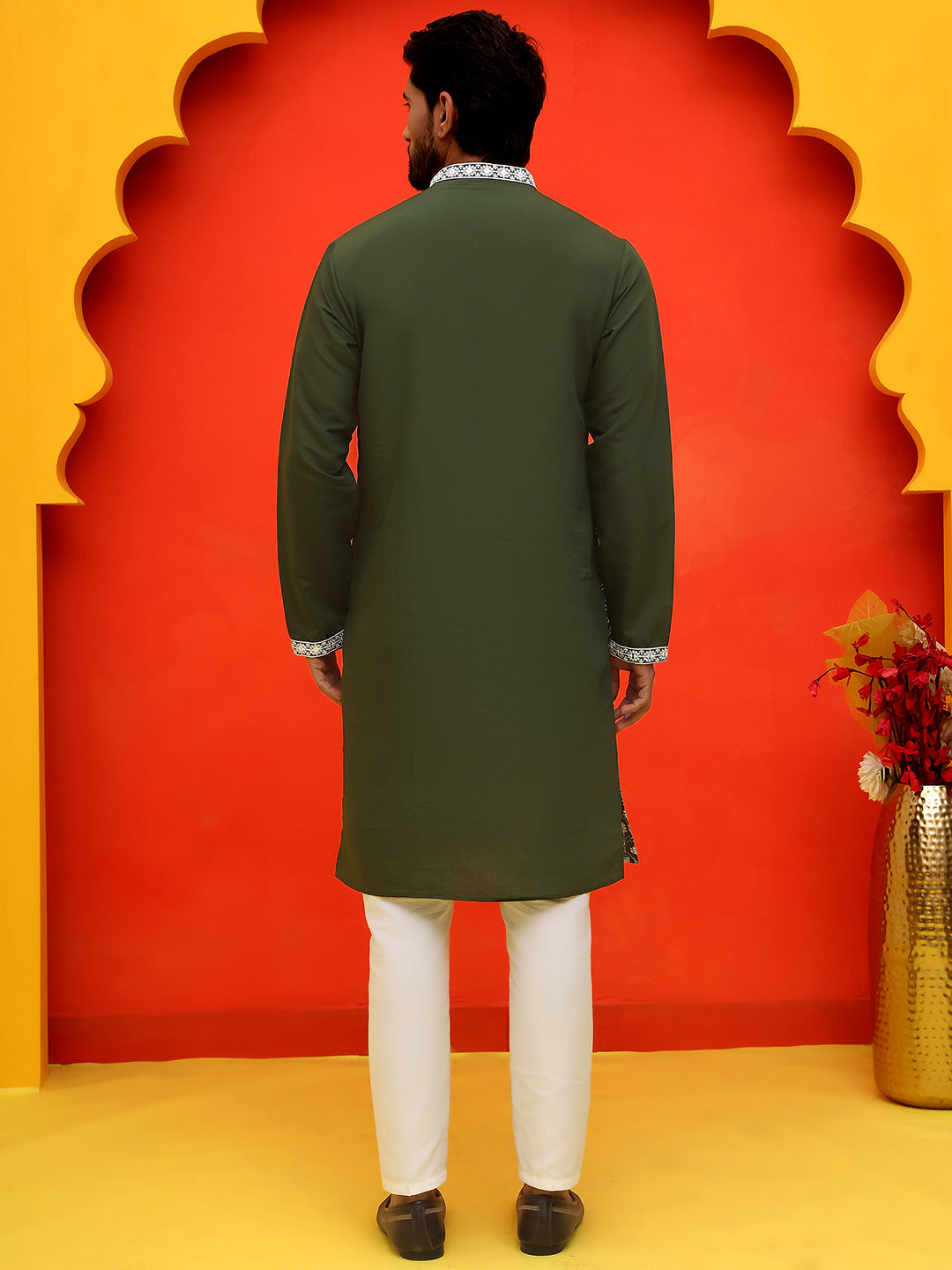 DesiQlo Men Embroidered Kurta Pyjama Set - Green - JOKP_P_5220Olive_S