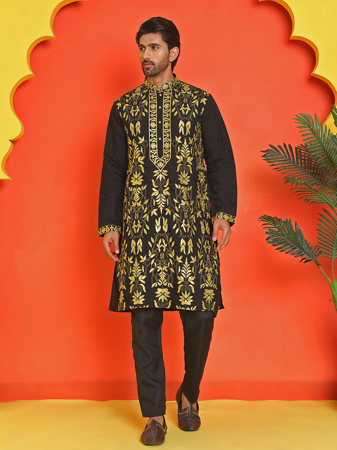 DesiQlo Men Embroidered Kurta Pyjama Set - Black - JOKP_B-P_5226Black_