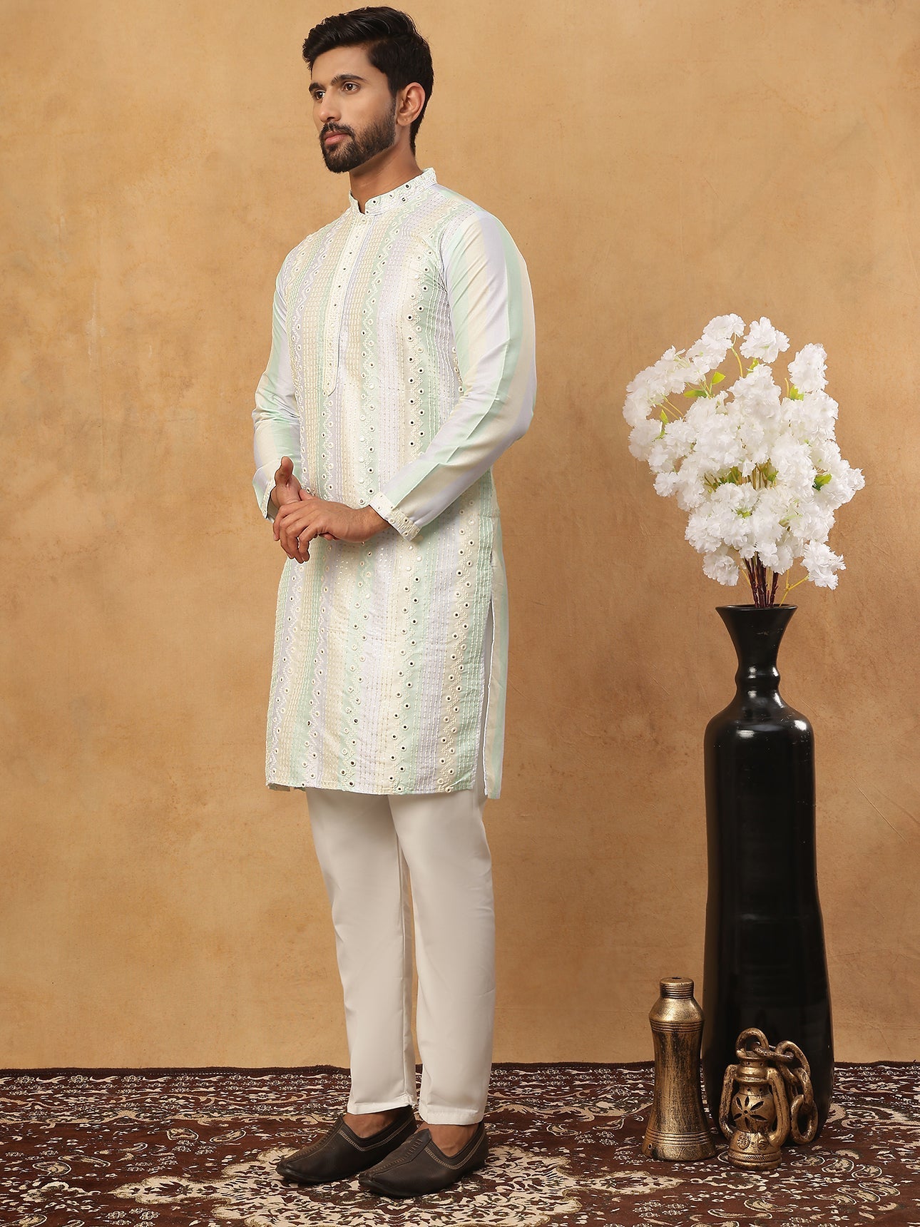 DesiQlo Men Geometric Kurta Pyjama Set - Multicolor