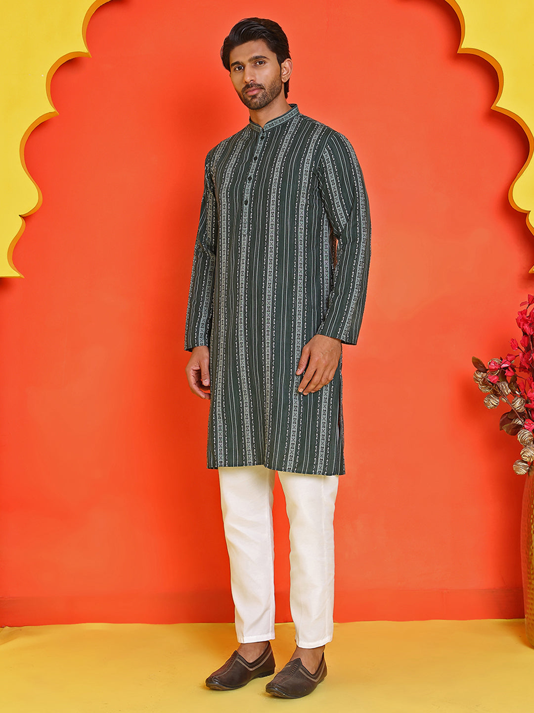 DesiQlo Men Self Design Kurta Pyjama Set - Green - JOKP_P_5232Olive_S