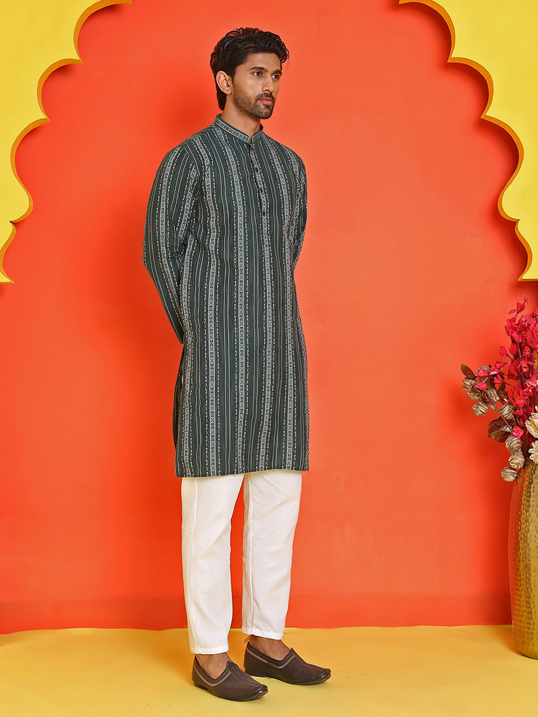 DesiQlo Men Self Design Kurta Pyjama Set - Green - JOKP_P_5232Olive_S