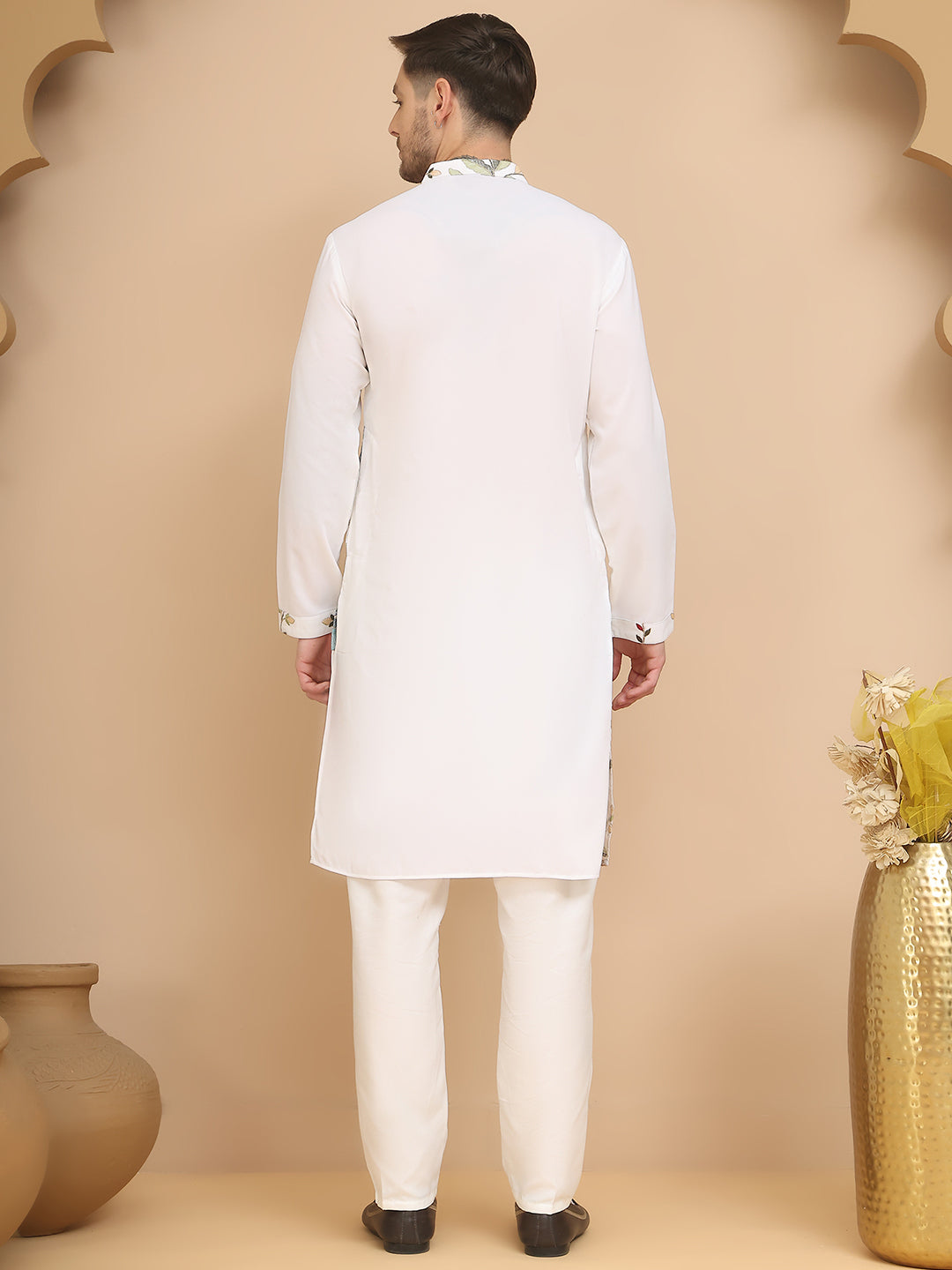 DesiQlo Men Silk Blend Kurta Pyjama Set - White