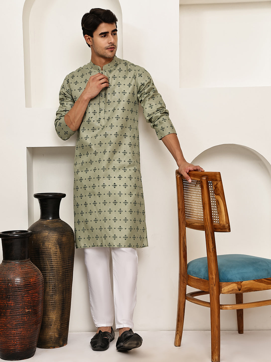 DesiQlo Men Printed Kurta Pyjama Set - Green - JOKP_P_5281Pista_S