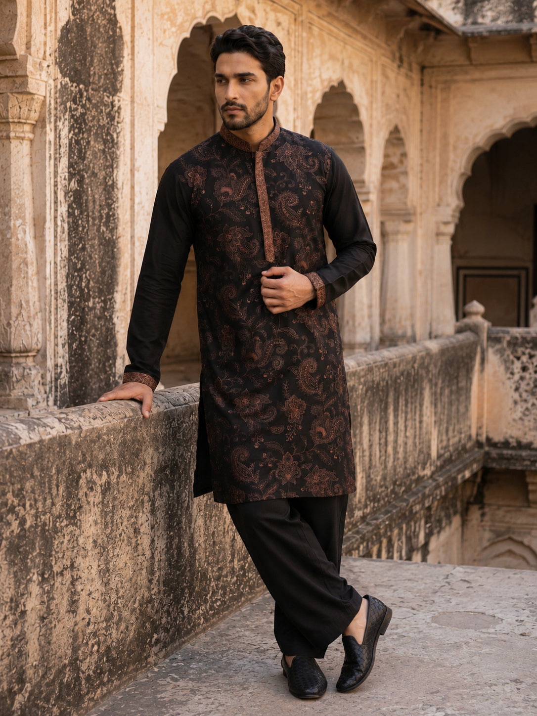 DesiQlo Men Embroidered Kurta Pyjama Set - Gold
