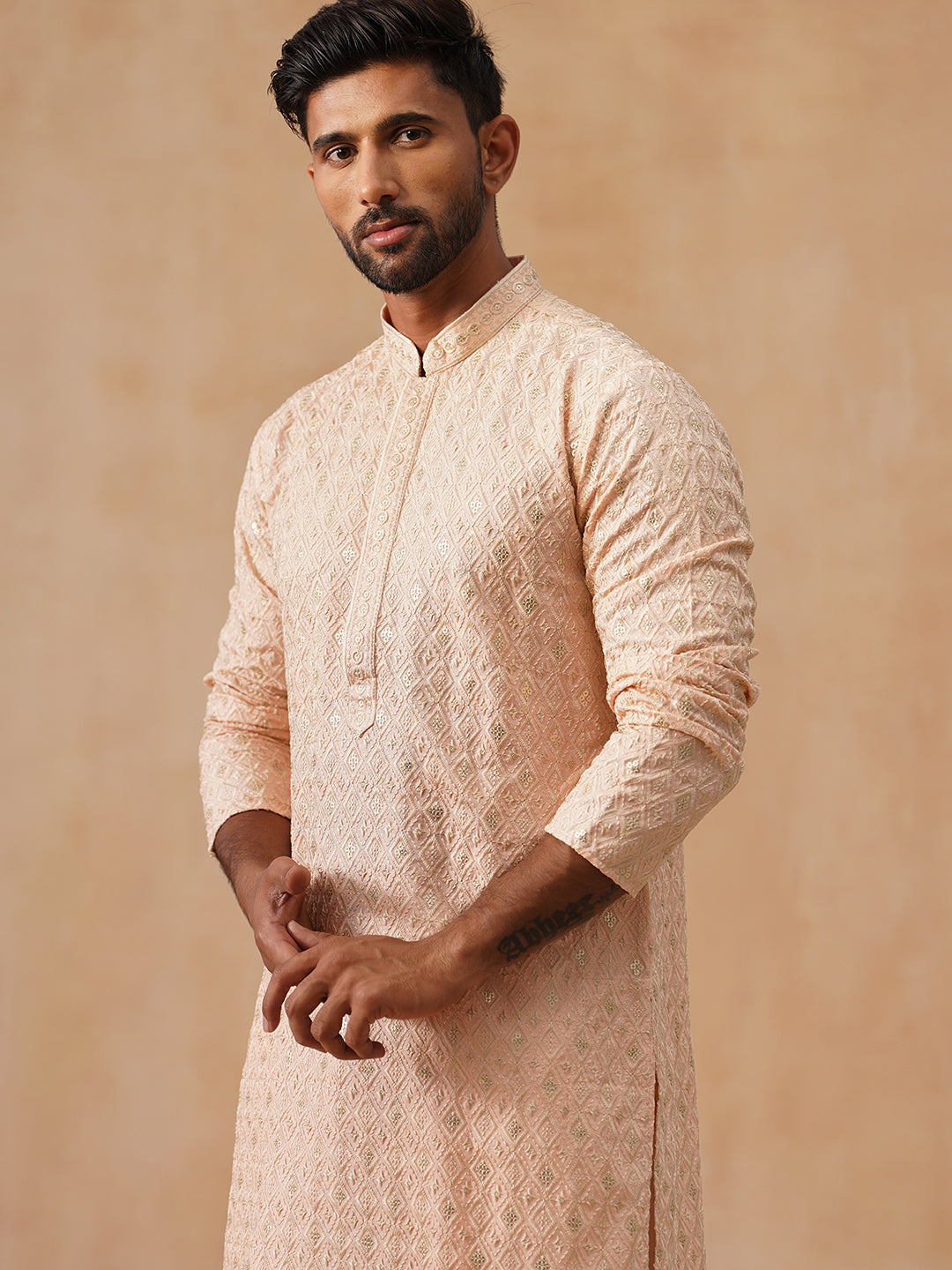 DesiQlo Men Geometric Kurta Only - Orange