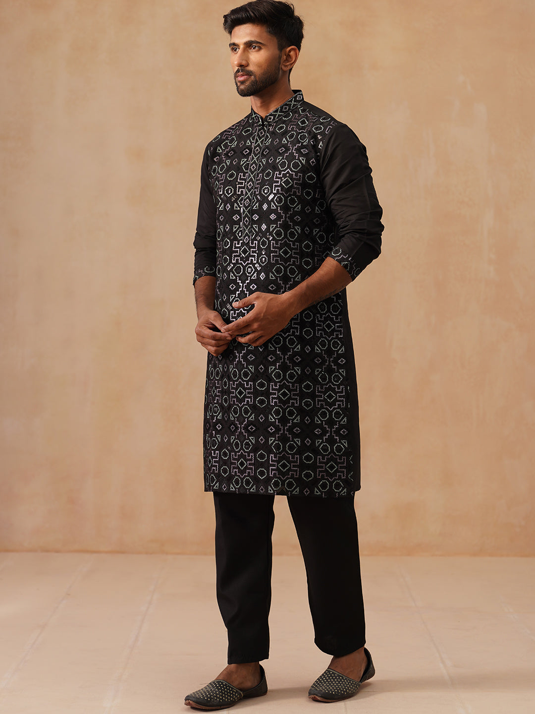 DesiQlo Men Embroidered Kurta Pyjama Set - Black - JOKP_B-P_5295Black_