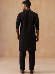 Men’s Silk Blend Embroidered Kurta Pyjama Set ( JOKP B-P 5296 B-P 5296Magenta )