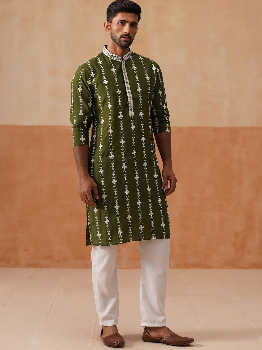 DesiQlo Men Embroidered Kurta Pyjama Set - Green - JOKP_P_5299Olive_S