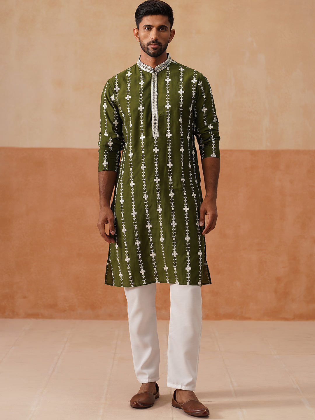 DesiQlo Men Embroidered Kurta Pyjama Set - Green - JOKP_P_5299Olive_S