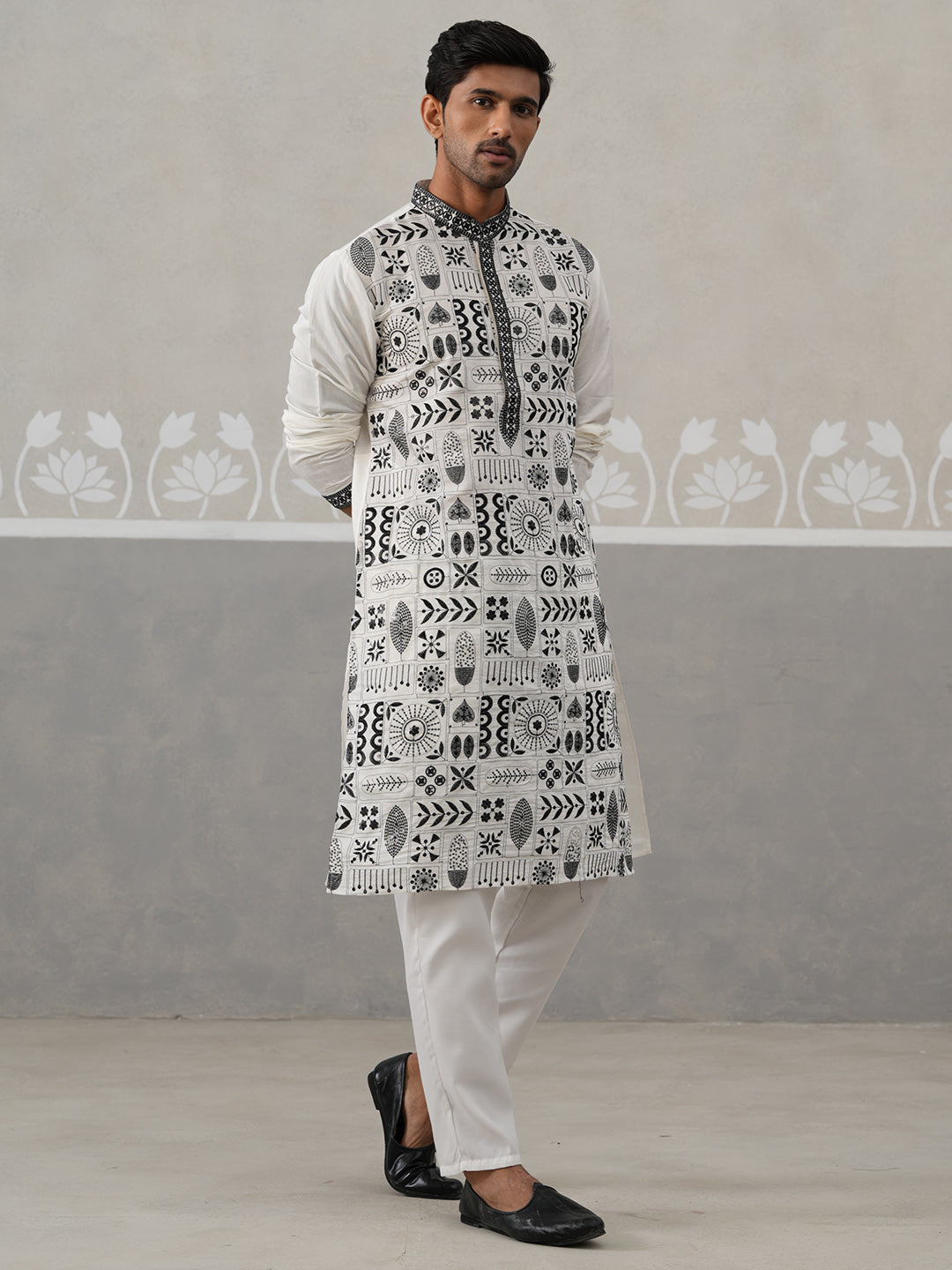 DesiQlo Men Embroidered Kurta Pyjama Set - White - JOKP_P_5325White_S