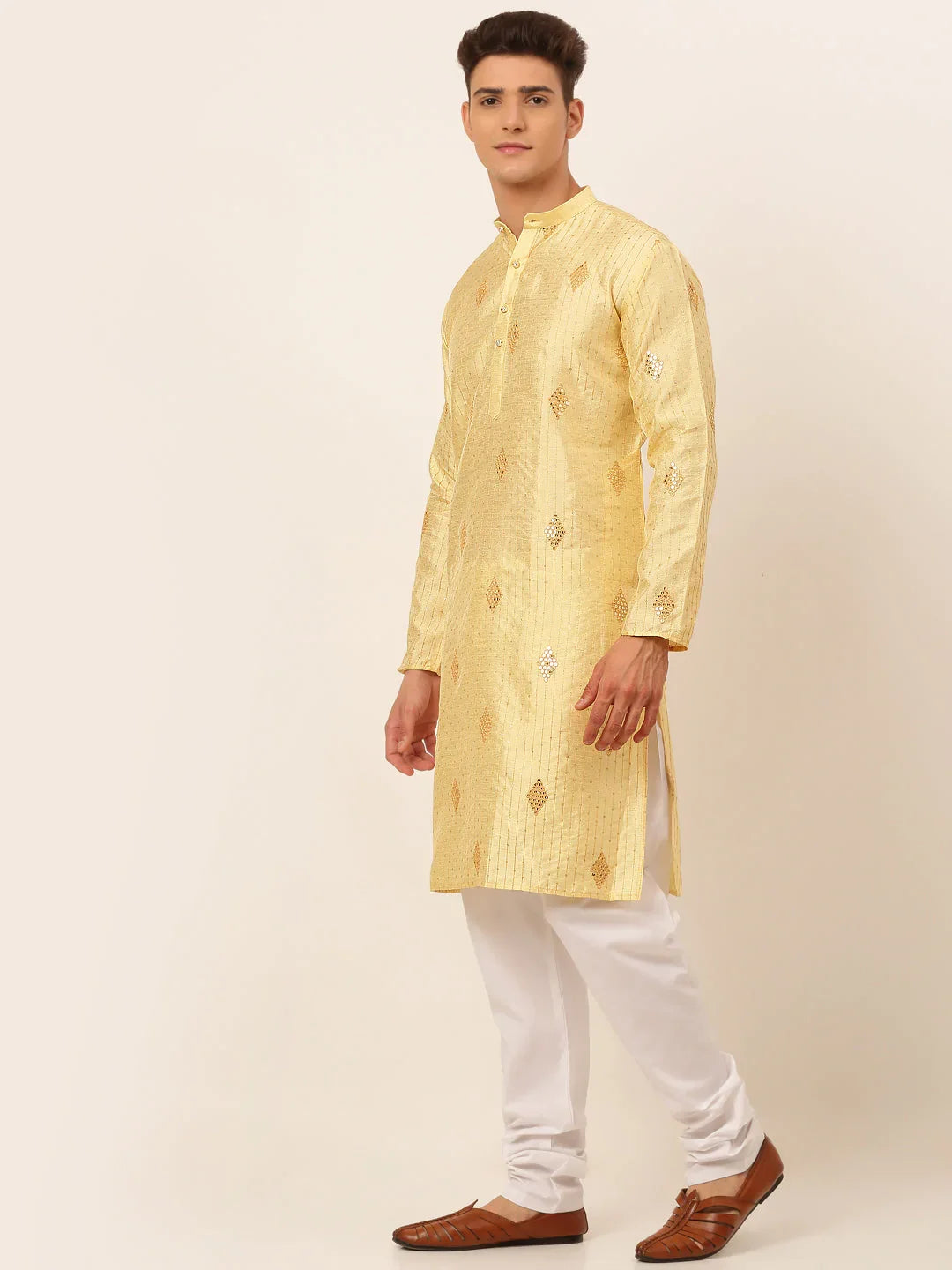 DesiQlo Men Ethnic Set - Gold