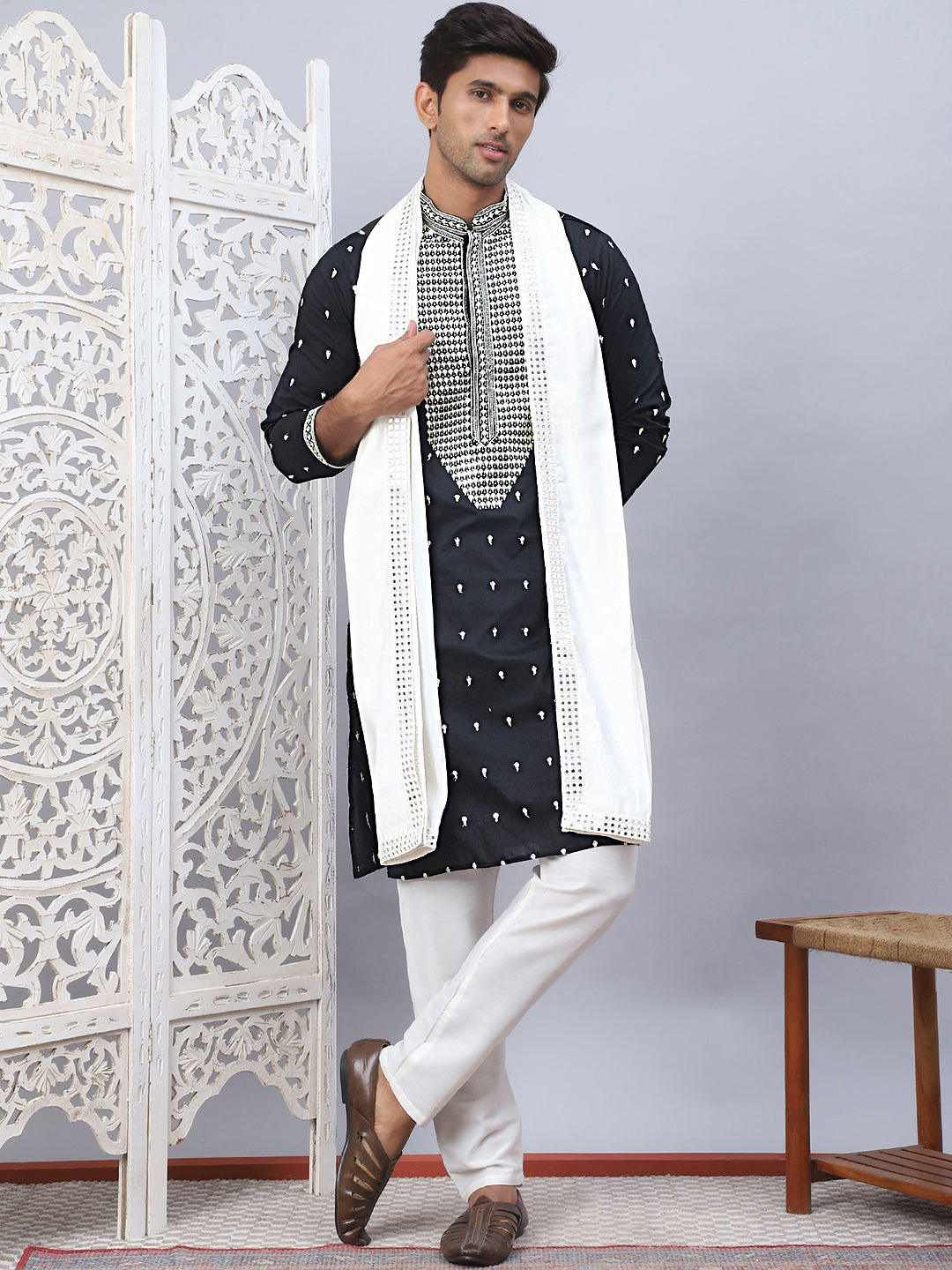 Shop Black Embroidered Mens Kurta Pajama Set With Dupatta 