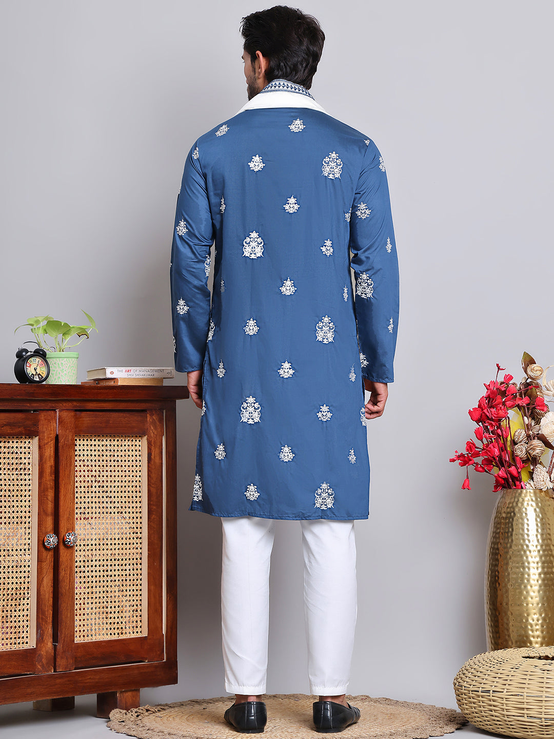 DesiQlo Men Embroidered Kurta Pyjama Set - Green - KOD_5091teal_S