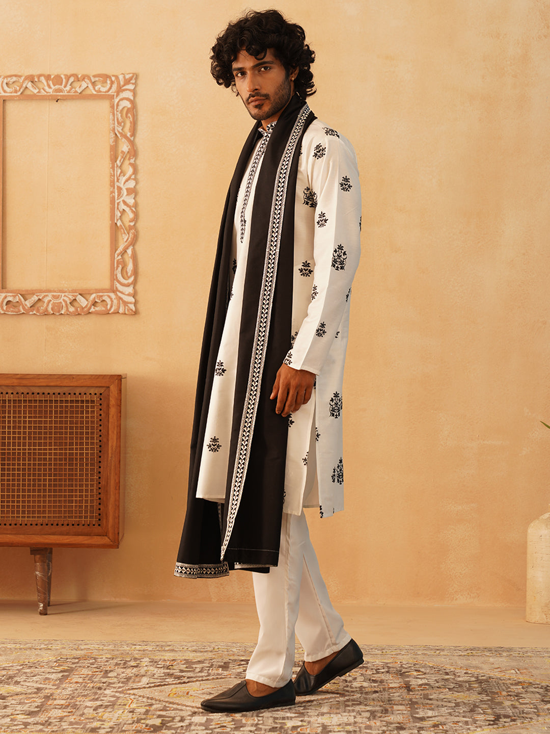 White Embroidered Mens Kurta Pajama Set with Dupatta