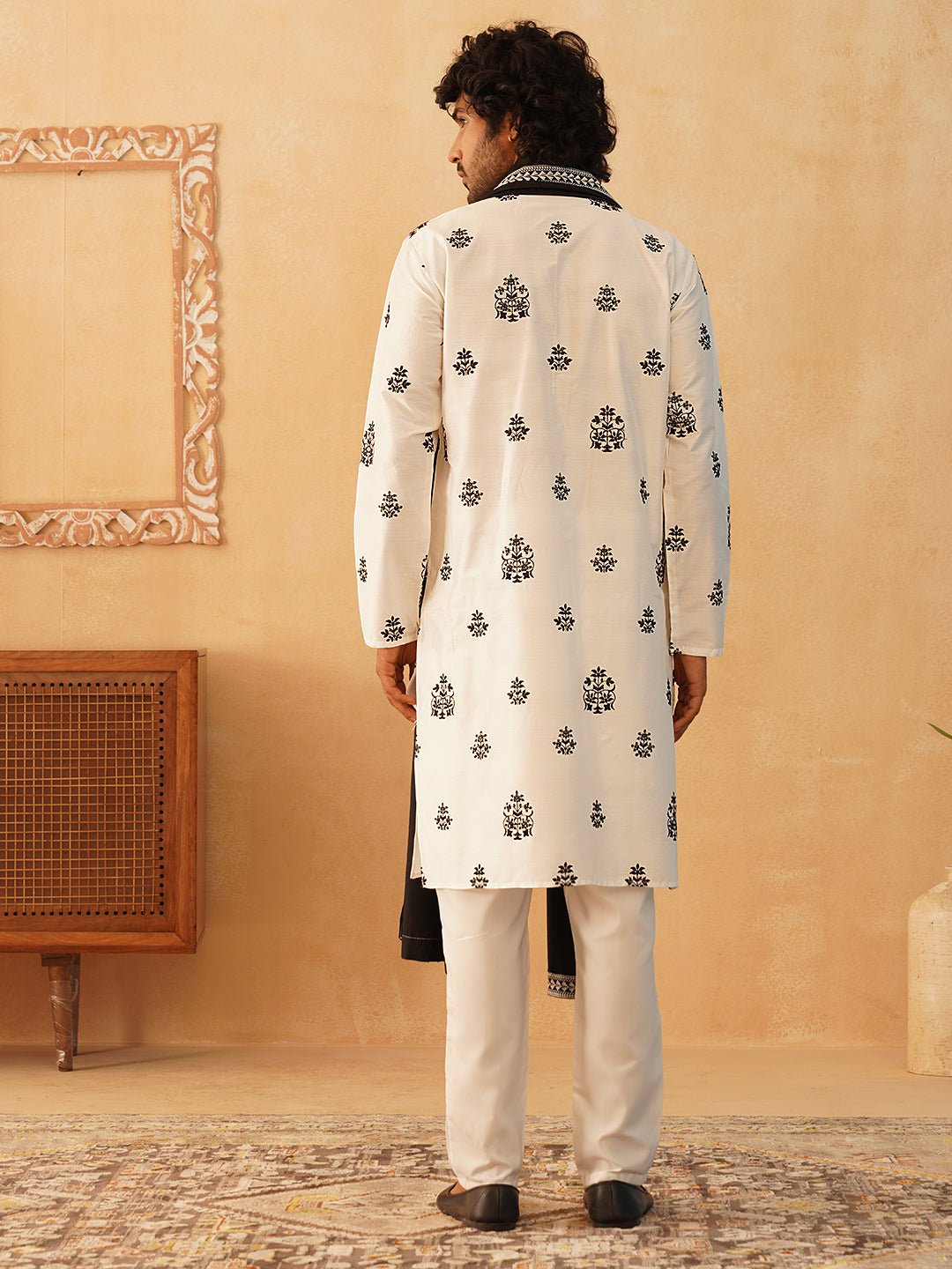 White Embroidered Mens Kurta Pajama Set with Dupatta