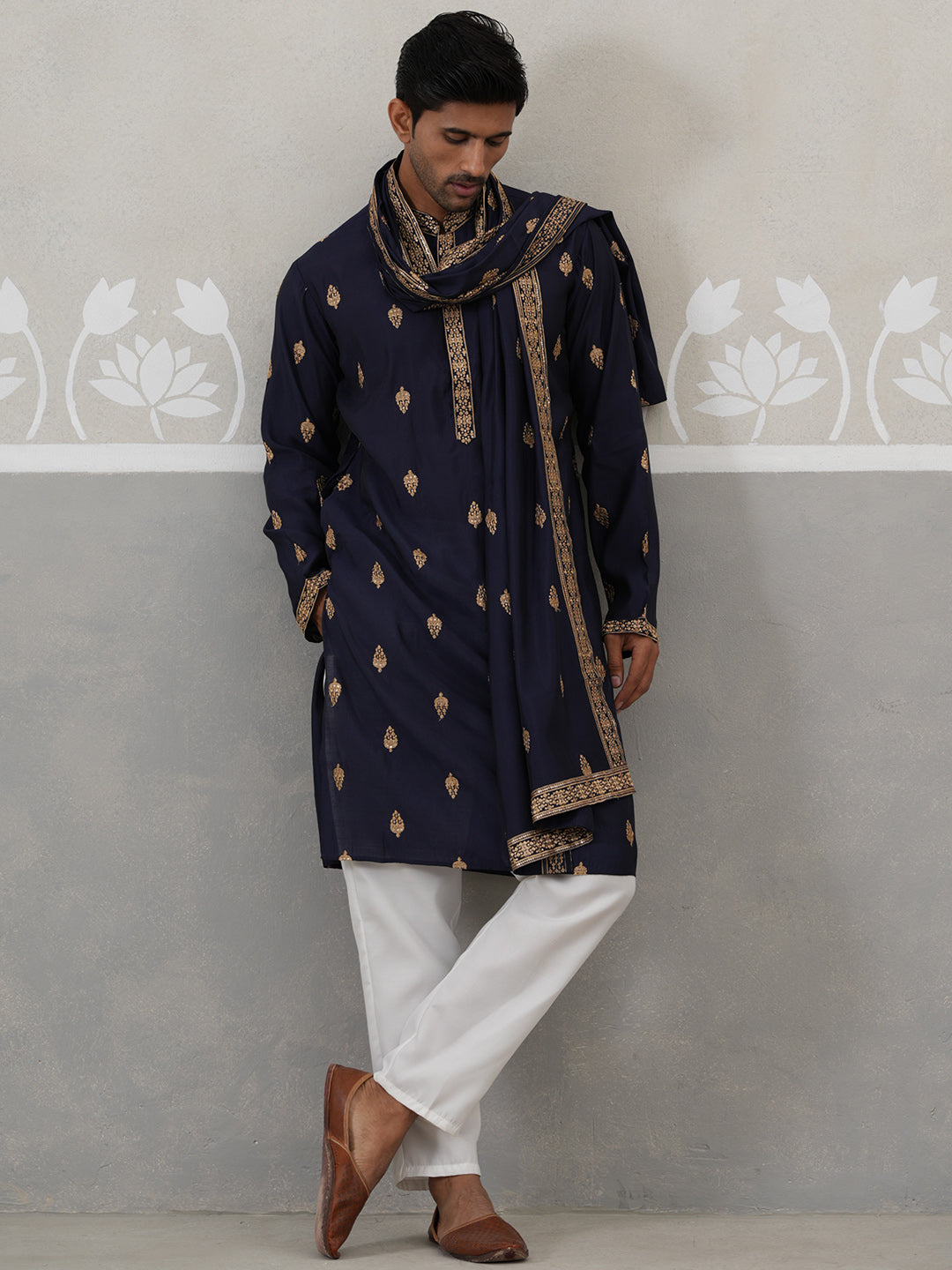 DesiQlo Men Embroidered Kurta Pyjama Set - Blue - JOKP_P_D_5319Navy_S