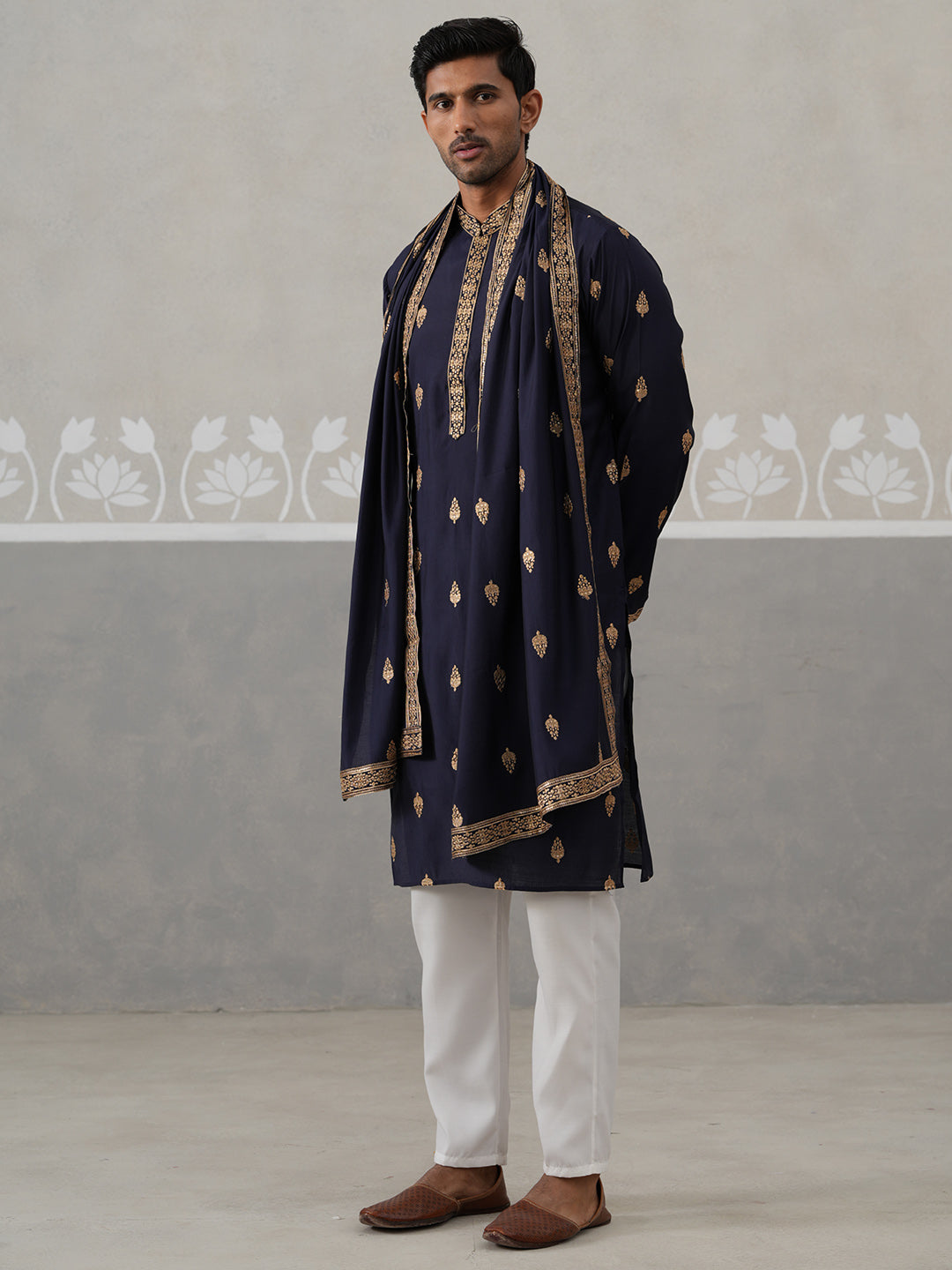 DesiQlo Men Embroidered Kurta Pyjama Set - Blue - JOKP_P_D_5319Navy_S
