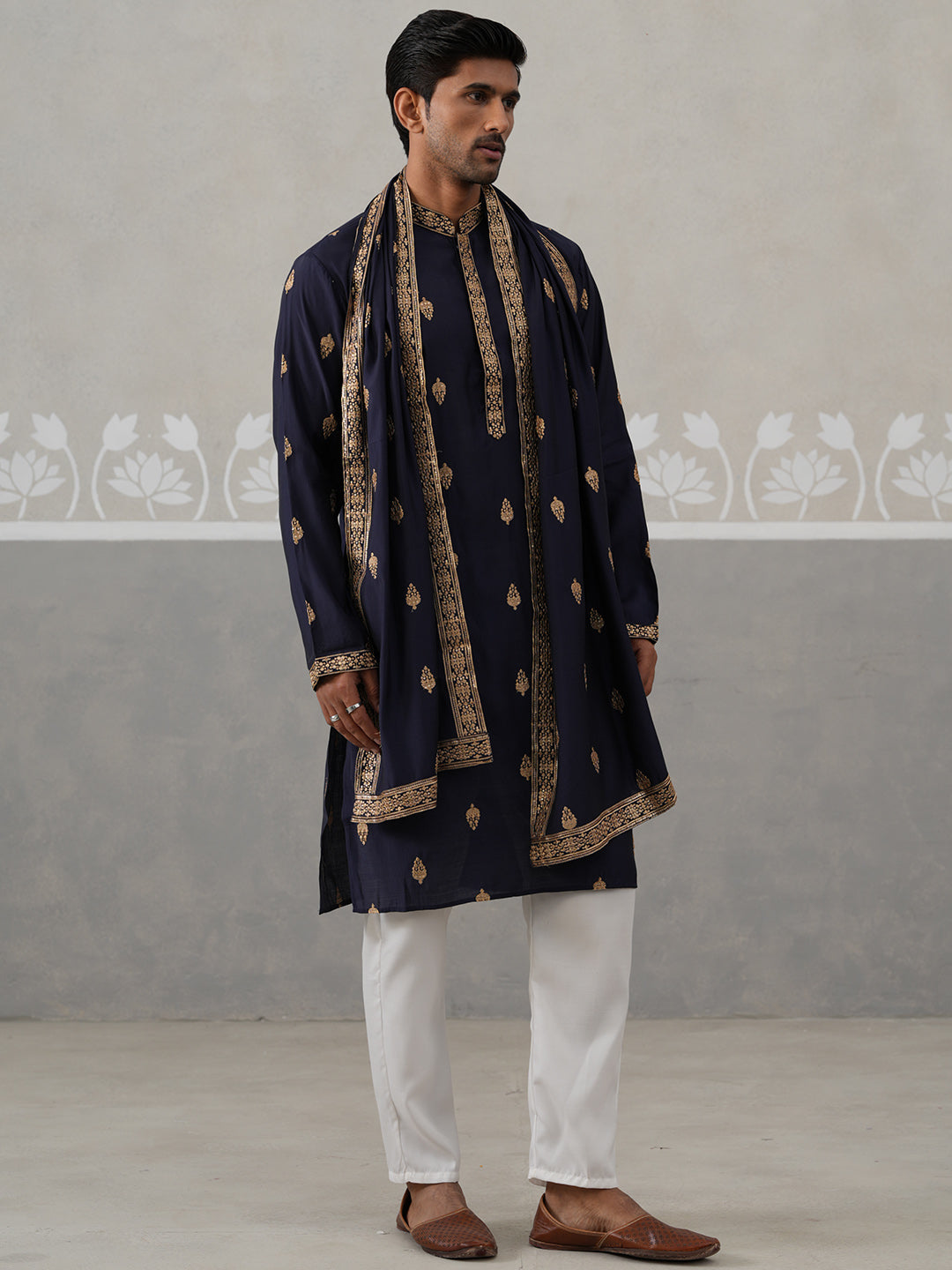 DesiQlo Men Embroidered Kurta Pyjama Set - Blue - JOKP_P_D_5319Navy_S