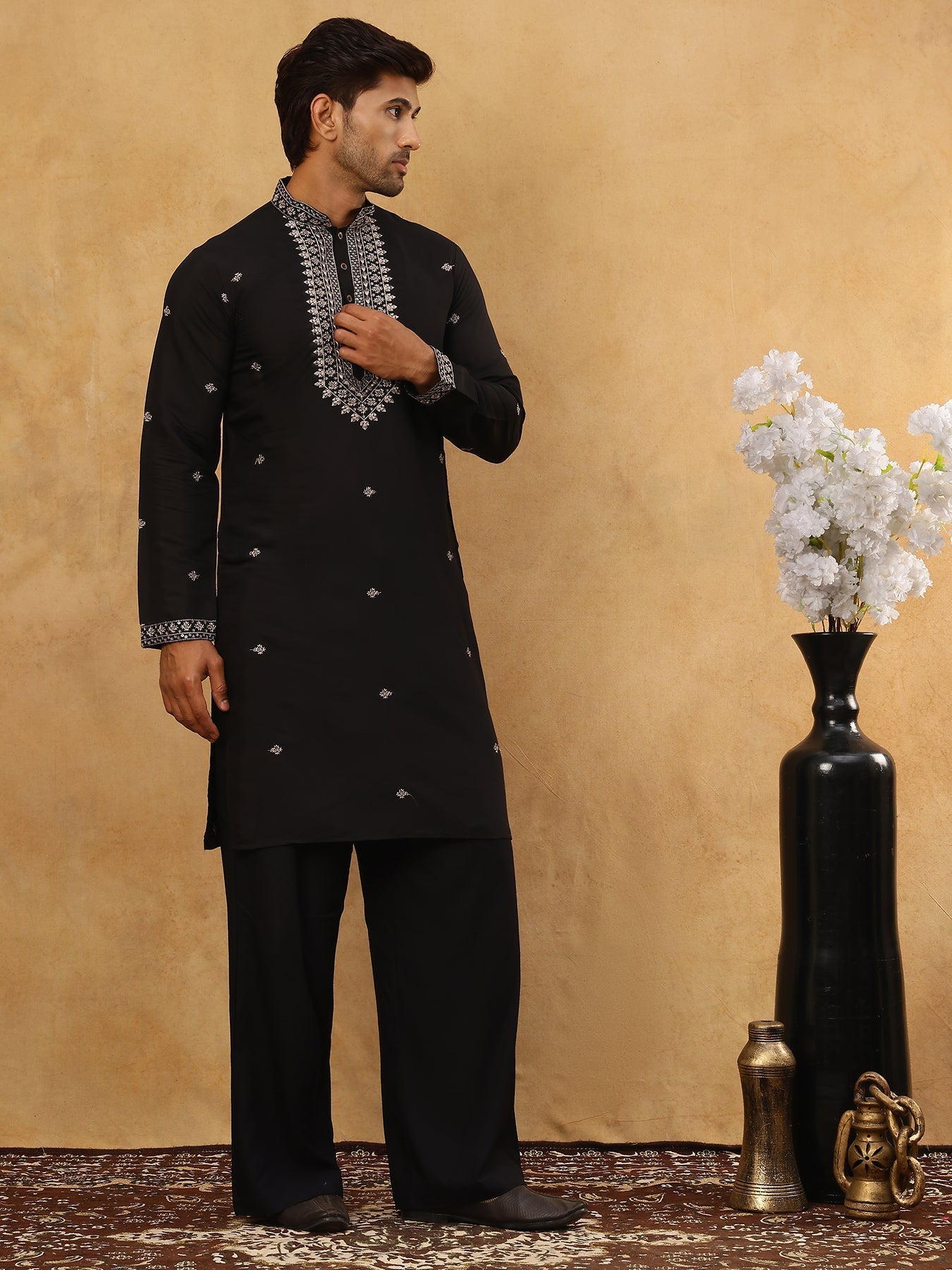 DesiQlo Men Embroidered Kurta Pyjama Set - Black - JOKP_PJ11B_5046Blac