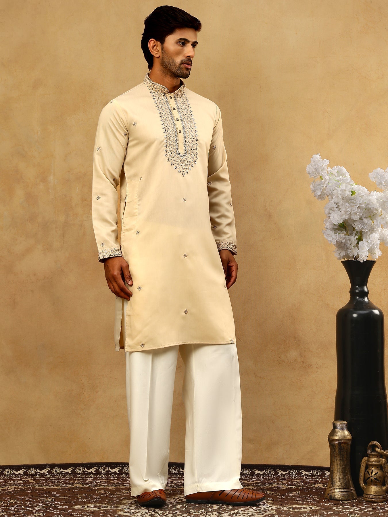 DesiQlo Men Embroidered Kurta Pyjama Set - Beige - JOKP_PJ11W_5046Crea