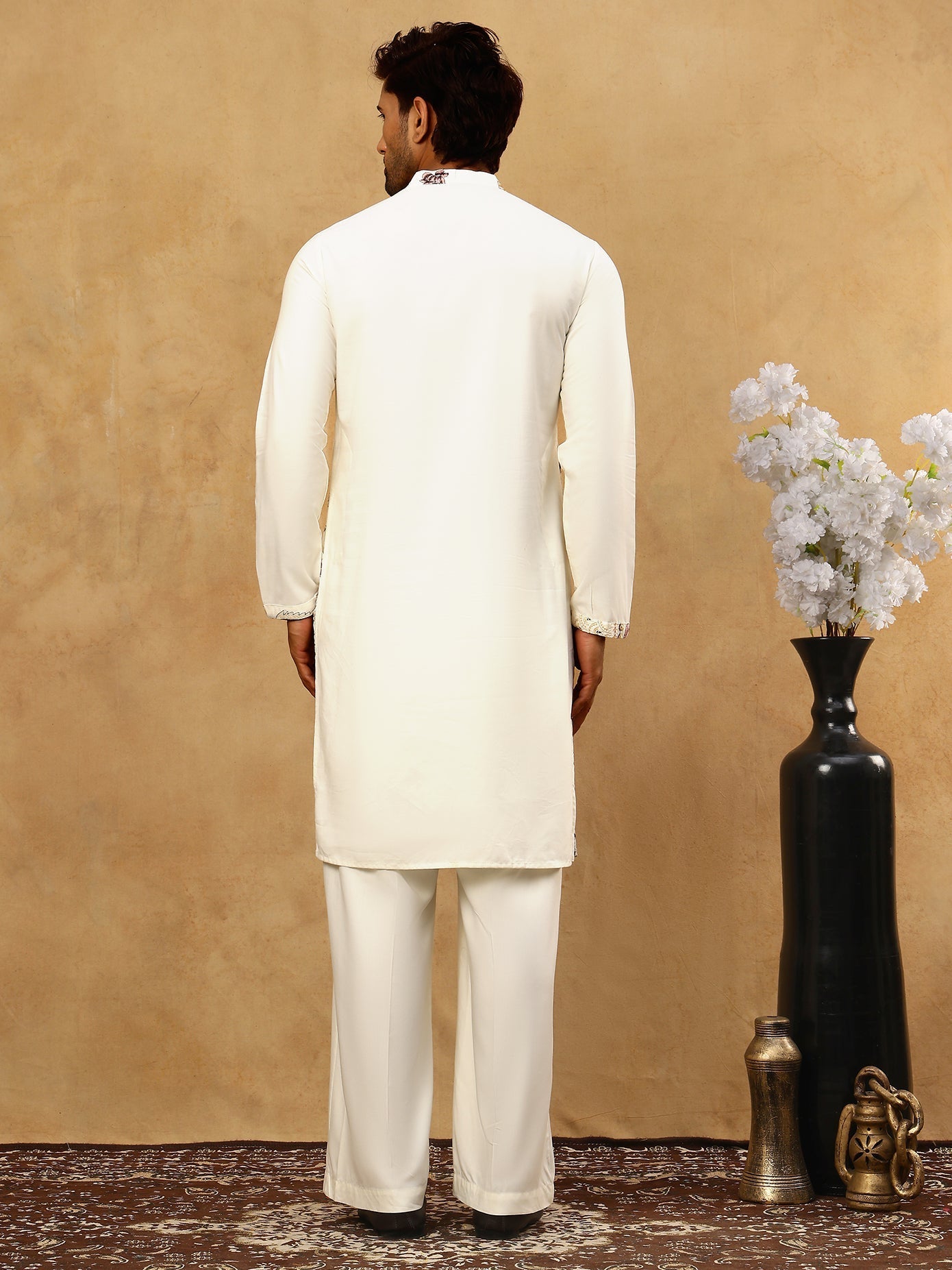 DesiQlo Men Embroidered Kurta Pyjama Set - White - JOKP_PJ11W_5140Whit