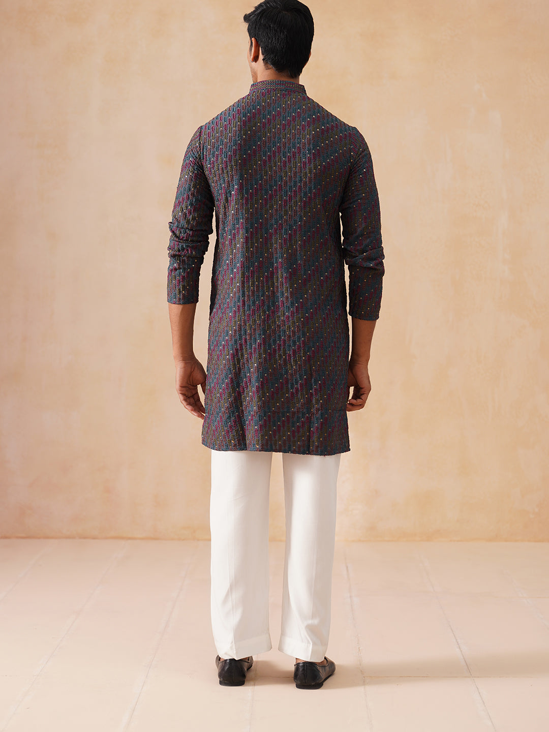DesiQlo Men Embroidered Kurta Pyjama Set - Grey - JOKP_PJ11-W_5282Char
