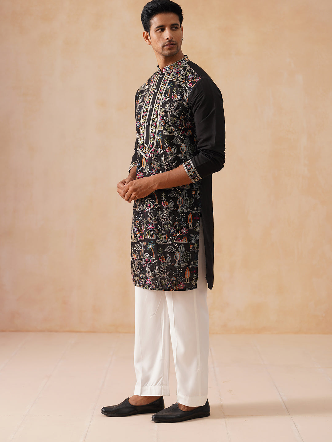 DesiQlo Men Embroidered Kurta Pyjama Set - Black - JOKP_PJ11-W_5283Bla