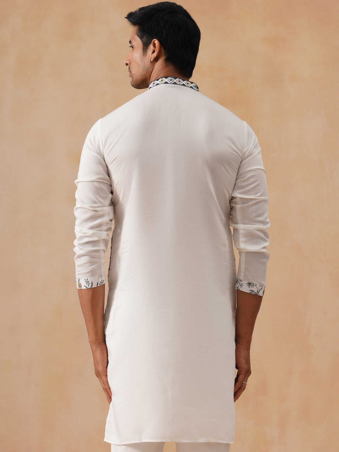 DesiQlo Men Floral Kurta Only - White - KO_5288White_S