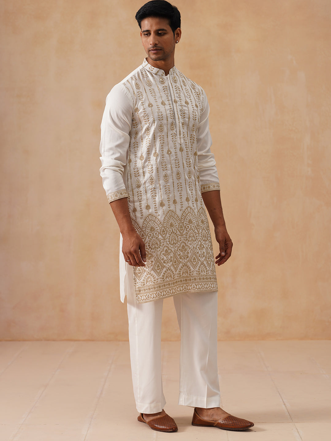 DesiQlo Men Embroidered Kurta Pyjama Set - White - JOKP_PJ11-W_5289Whi