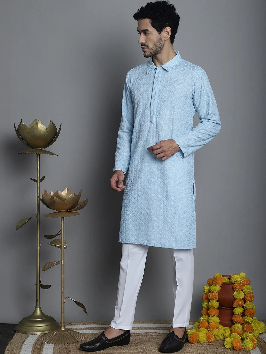 Men's Embroidered Kurta Pajama Set