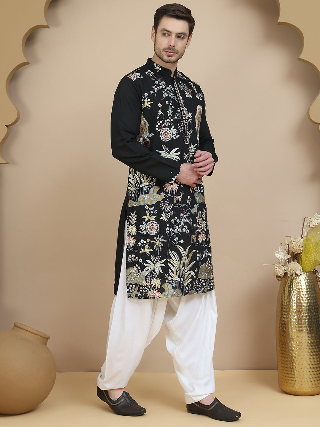 DesiQlo Men Embroidered Kurta Pyjama Set - Black - JOKP_SP-W_5138Black