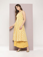 Women Grey & Peach Floral Pure Cotton Kurta with Trousers & Dupatta ( JOKS D25P 1409 Grey )