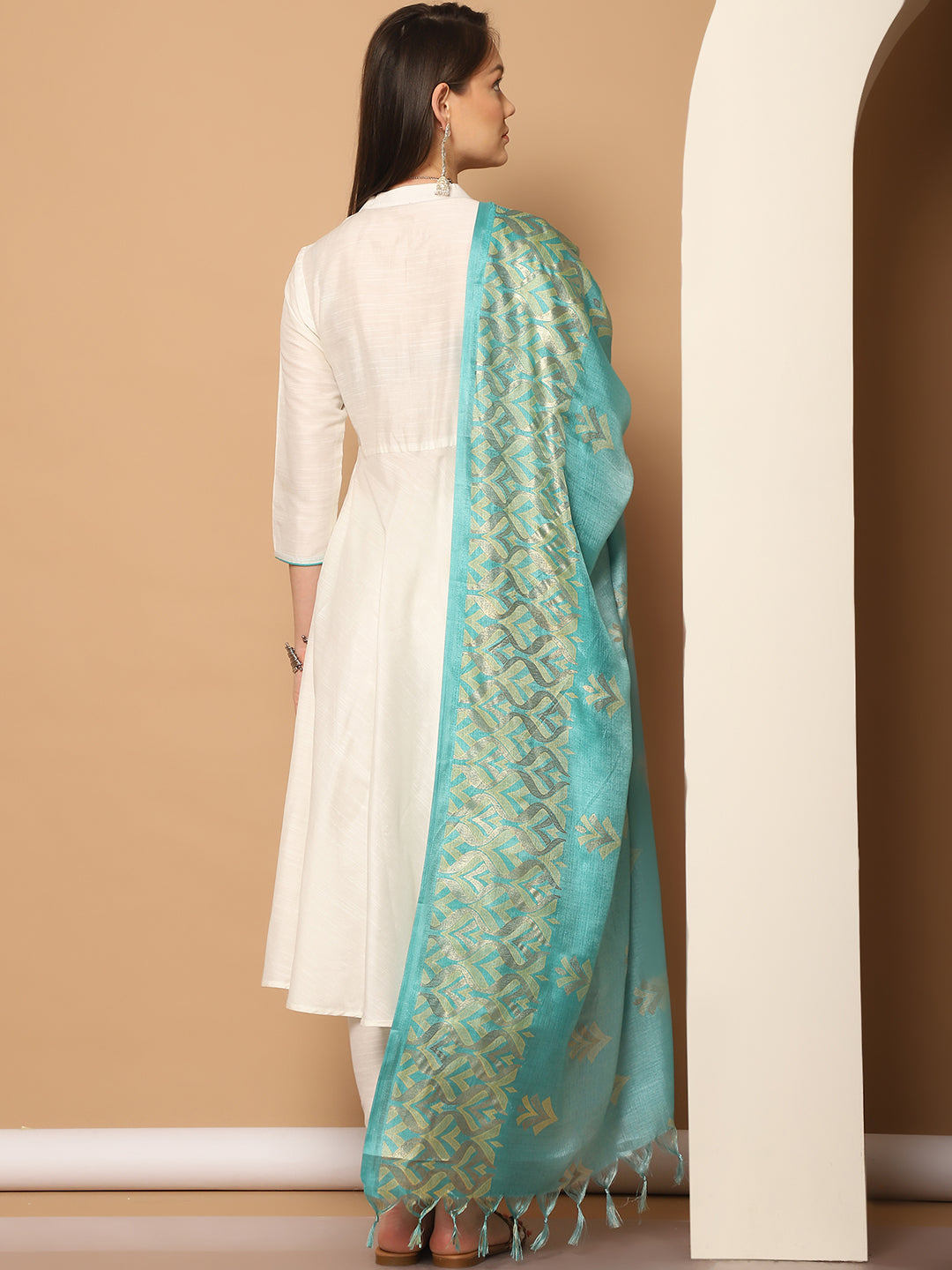 DesiQlo Women kurta sets - White - JOKS_D60B_1556_White_S