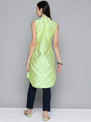 Women Geometric Embroidered Mirror Work Kurta