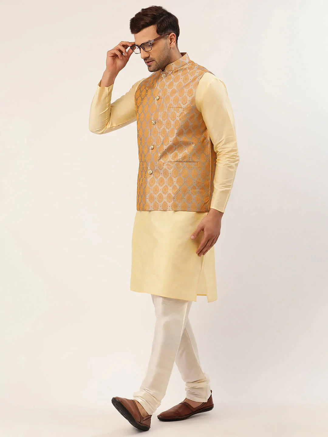 DesiQlo Men Waistcoat Nehru Jacket - Silver