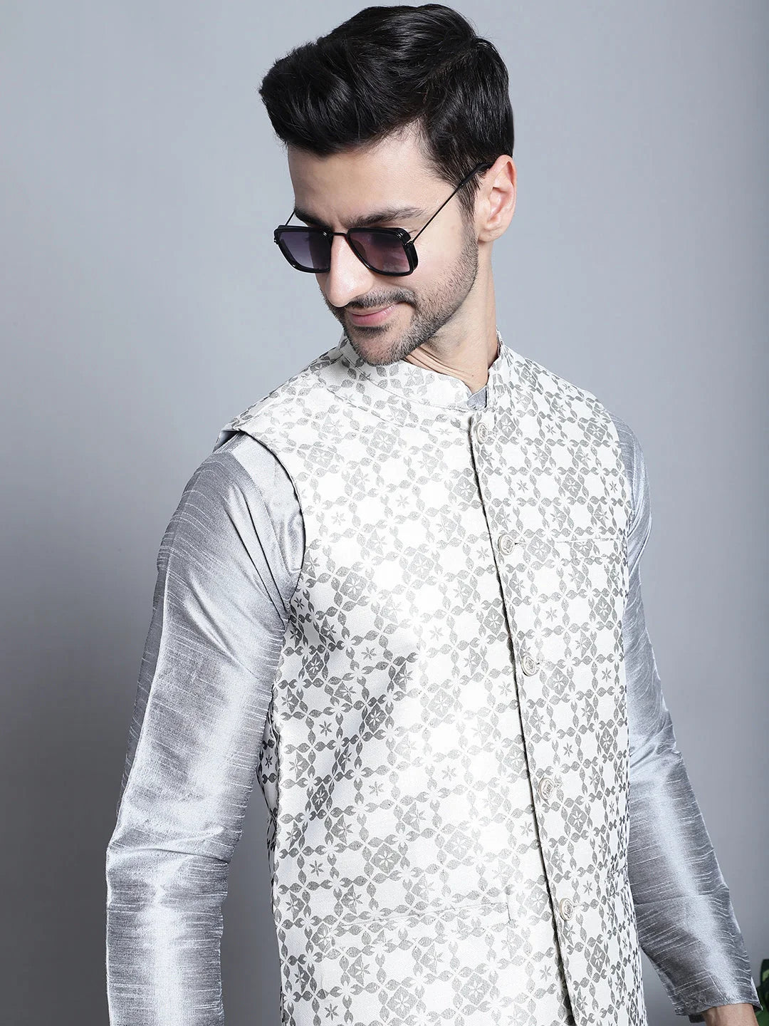 Men's Woven Design Locked Nehru Jacket